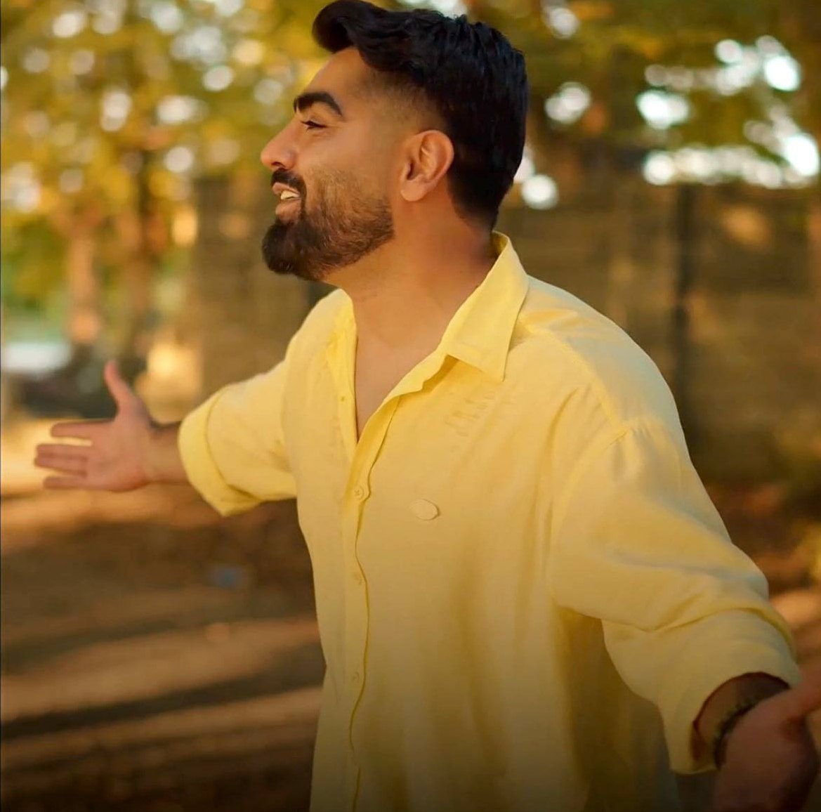 دانلود آهنگ بنام لیلا خانم با صدای وحید دیویان