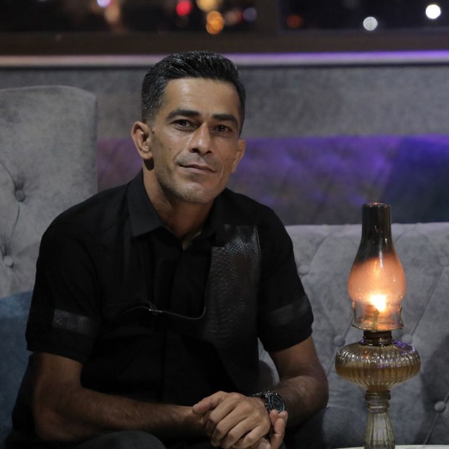 دانلود آهنگ بنام تنهایی با صدای رمضان قزوینی